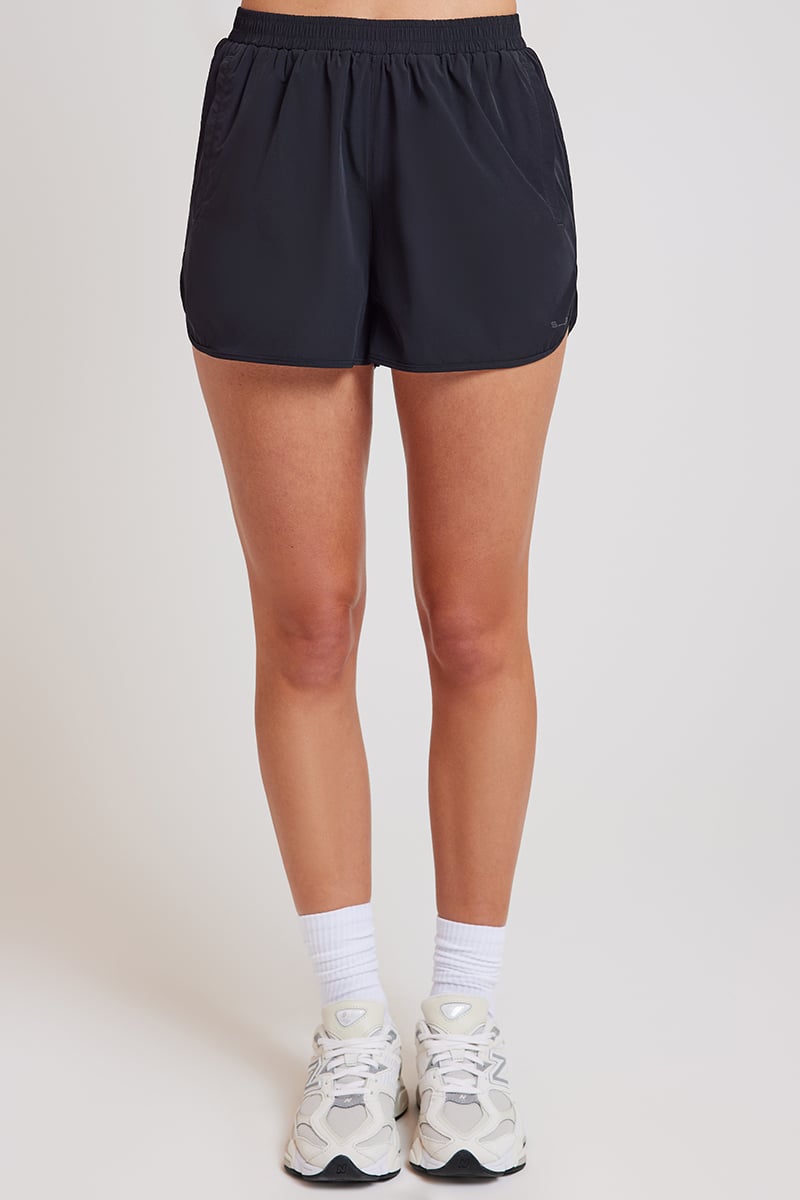 Stylerunner Element Woven Short 2.0 Background Image