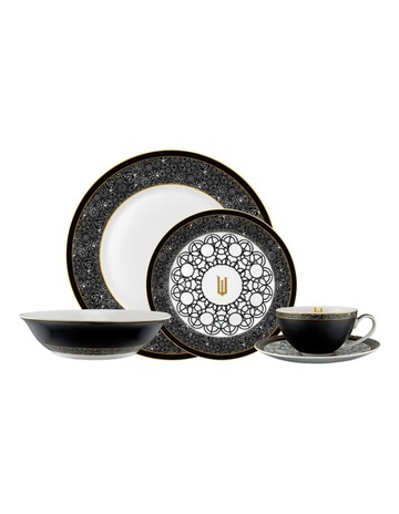 Wicked Dinner Set Wizard of Oz 20 Piece in Black Background Image