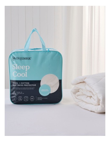 Sleep Cool Wool/Cotton Mattress Protector in White Background Image