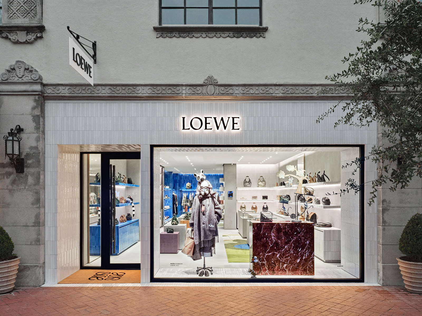 LOEWE Black Friday Sales