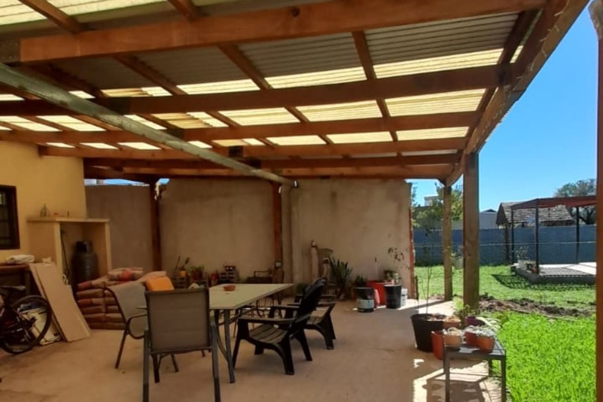 Tu Refugio Exclusivo: Casa Moderna de Fin de Semana en la localidad de San Justo