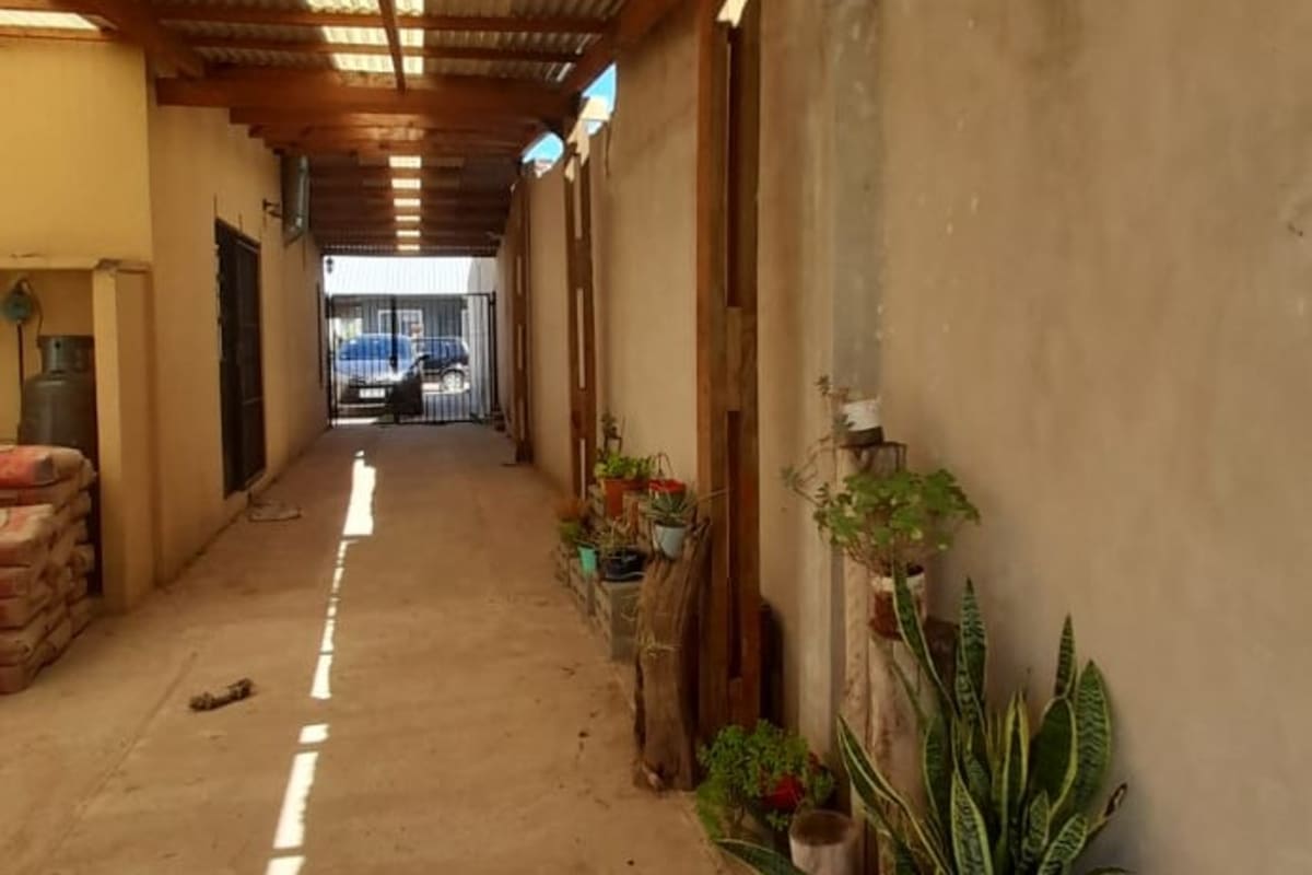 Tu Refugio Exclusivo: Casa Moderna de Fin de Semana en la localidad de San Justo