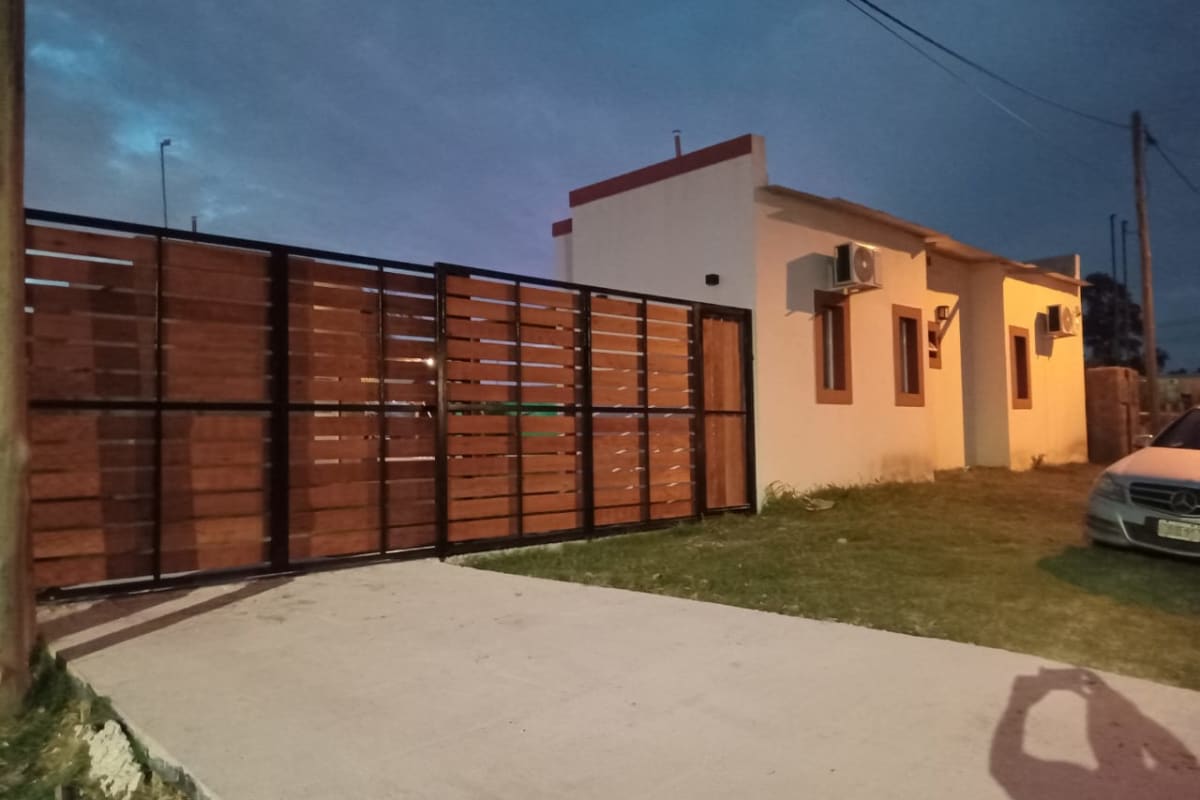 En Barrio El Remanso Se alquila Casa Totalmente Amoblada, Lista para Habitar.