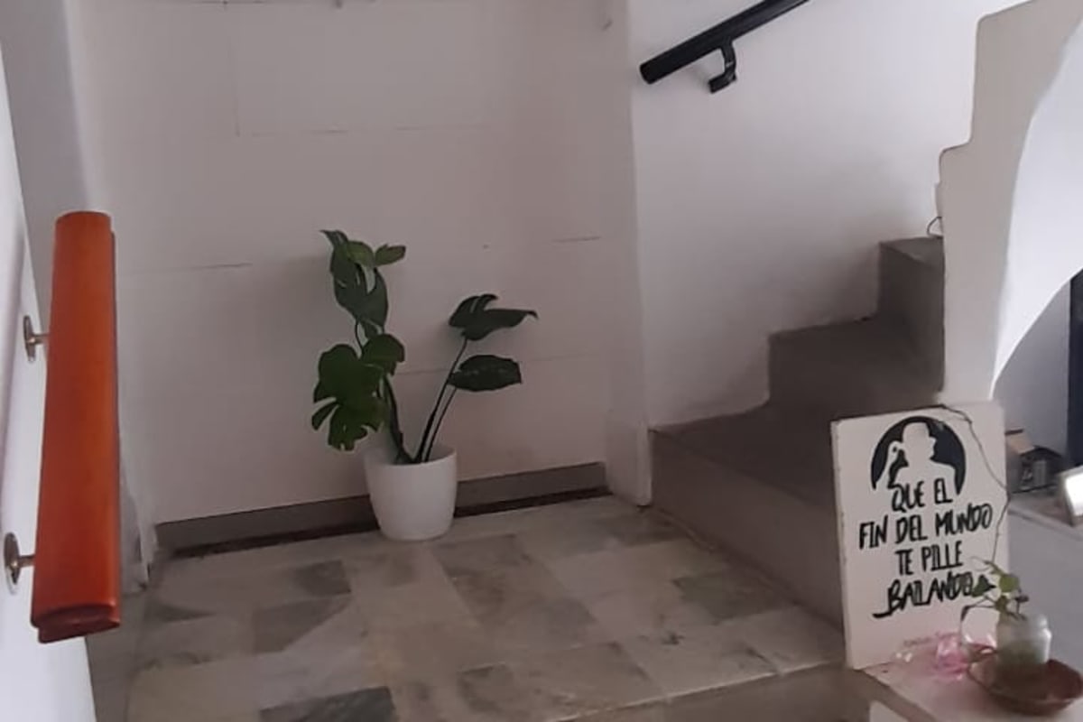 Dúplex en zona microcentro ,inversión garantizada.