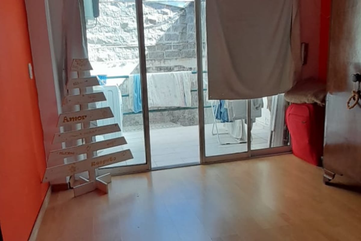 Dúplex en zona microcentro ,inversión garantizada.