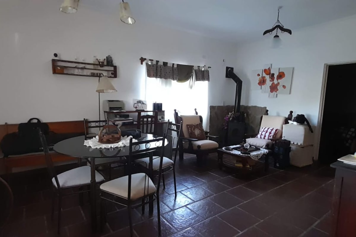 RETASADA ¡Tu refugio de paz y naturaleza! Exclusiva casa quinta en Barrio Placeres del Campo