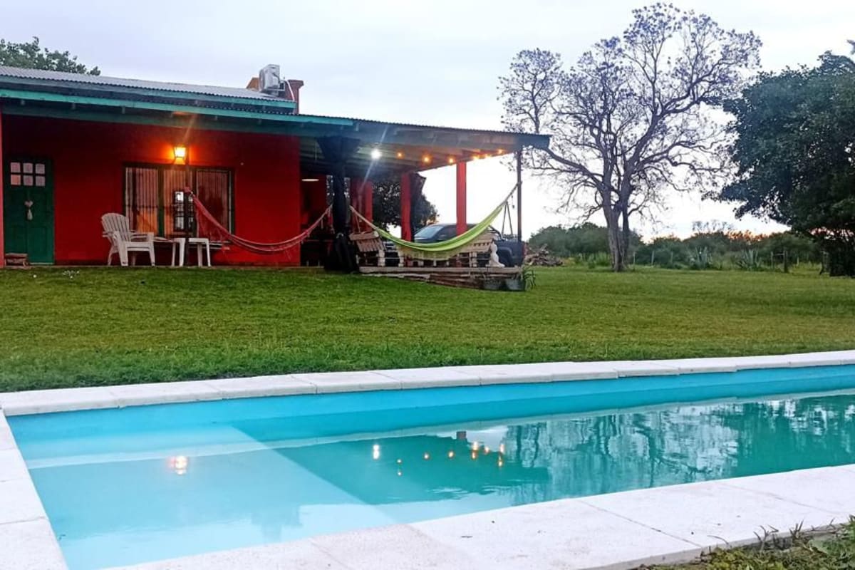 ¡Viví el Encanto Rural! Hermosa Casa de Campo con 7 Hectáreas en Colonia Elía