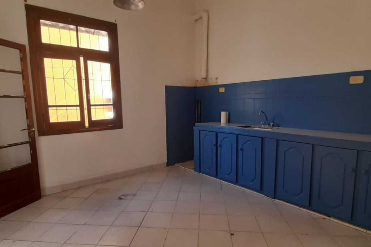 Casa en esquina en Puerto Nuevo: confort, estilo y ubicación estratégica