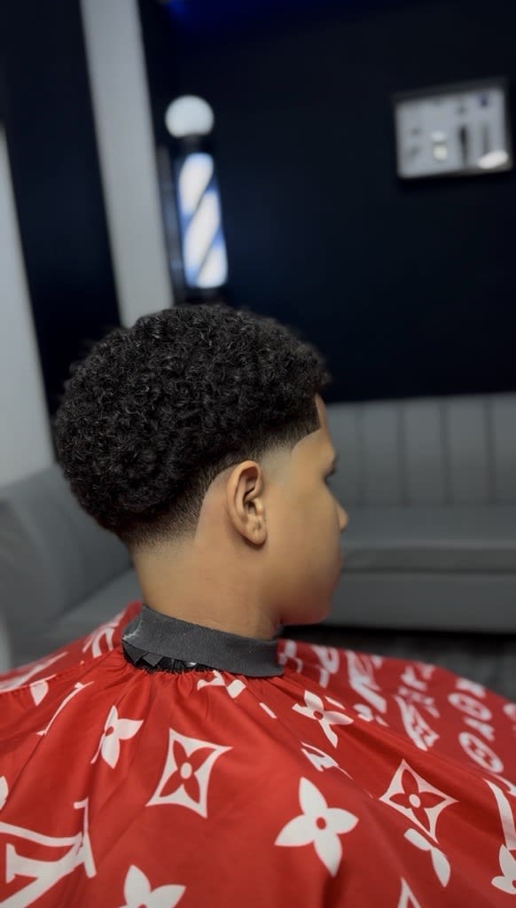 Moises Cutz BarberStudio