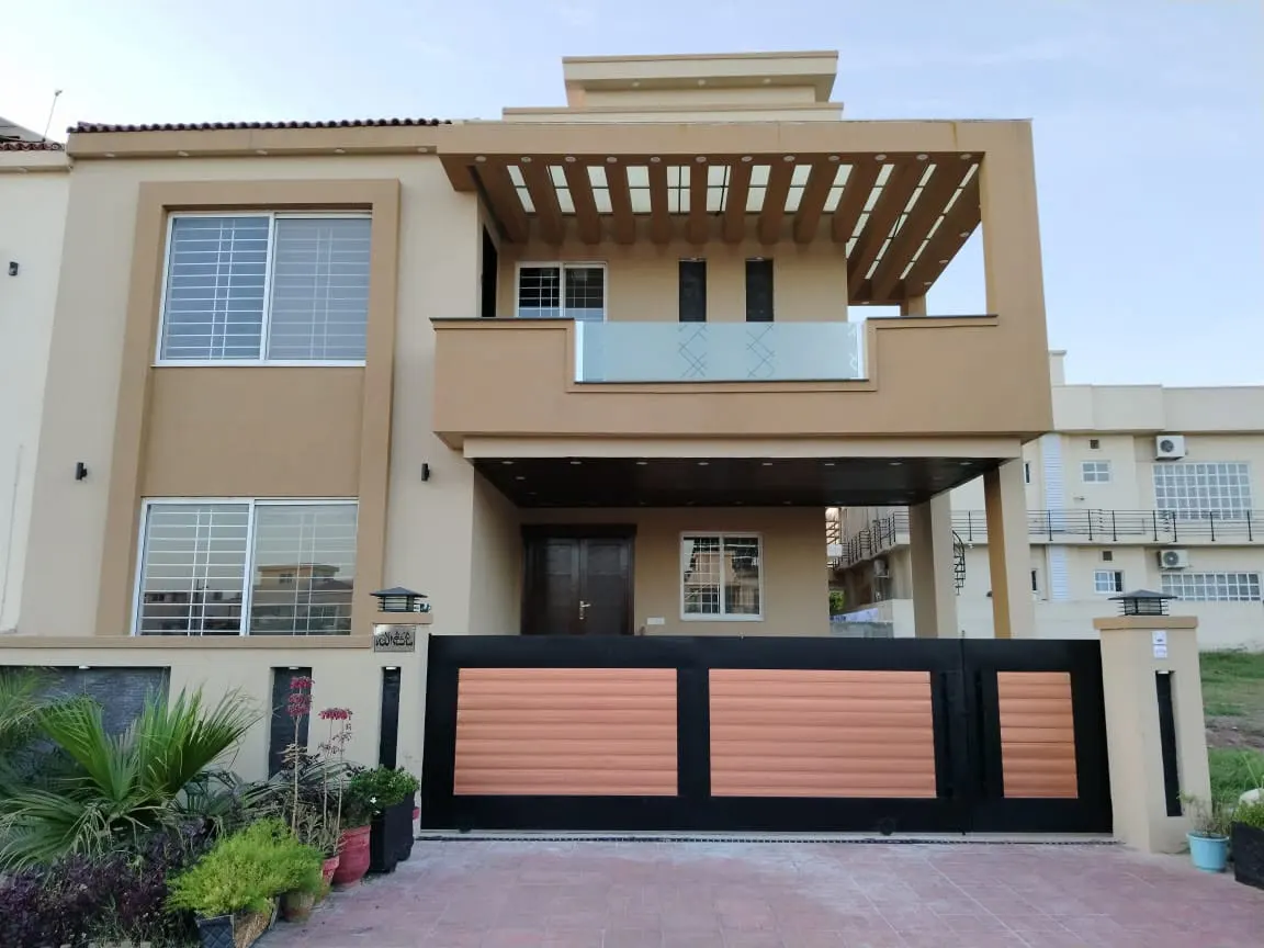 10 Marla Basement House for Sale in Bahria Enclave Sector A