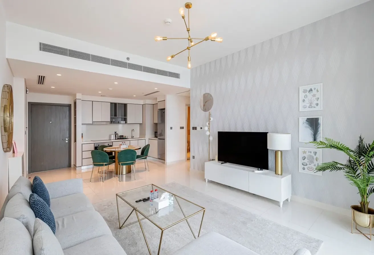 Furnished 1-Bedroom Sea View Apartment for Rent in Dubai Harbour