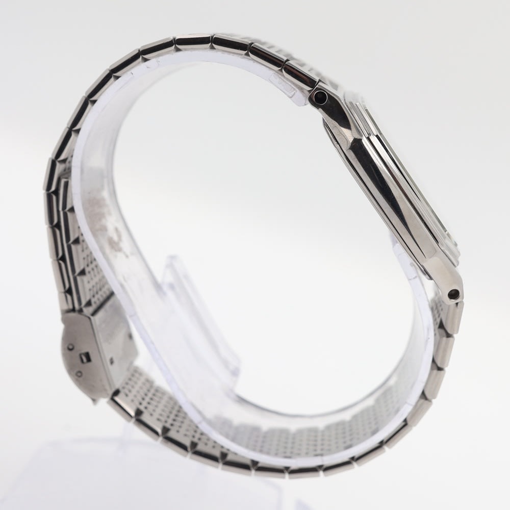 Seiko Quartz watch view 3