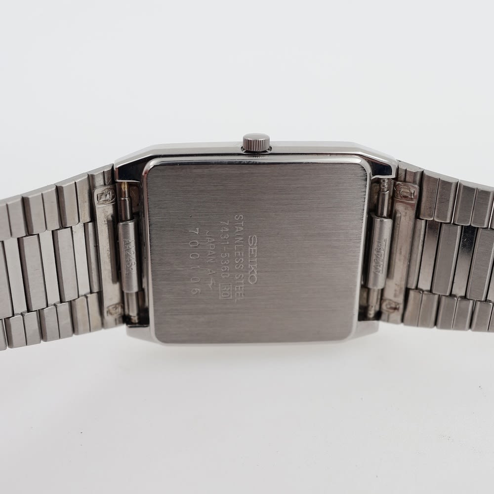 Seiko Quartz vintage view 4