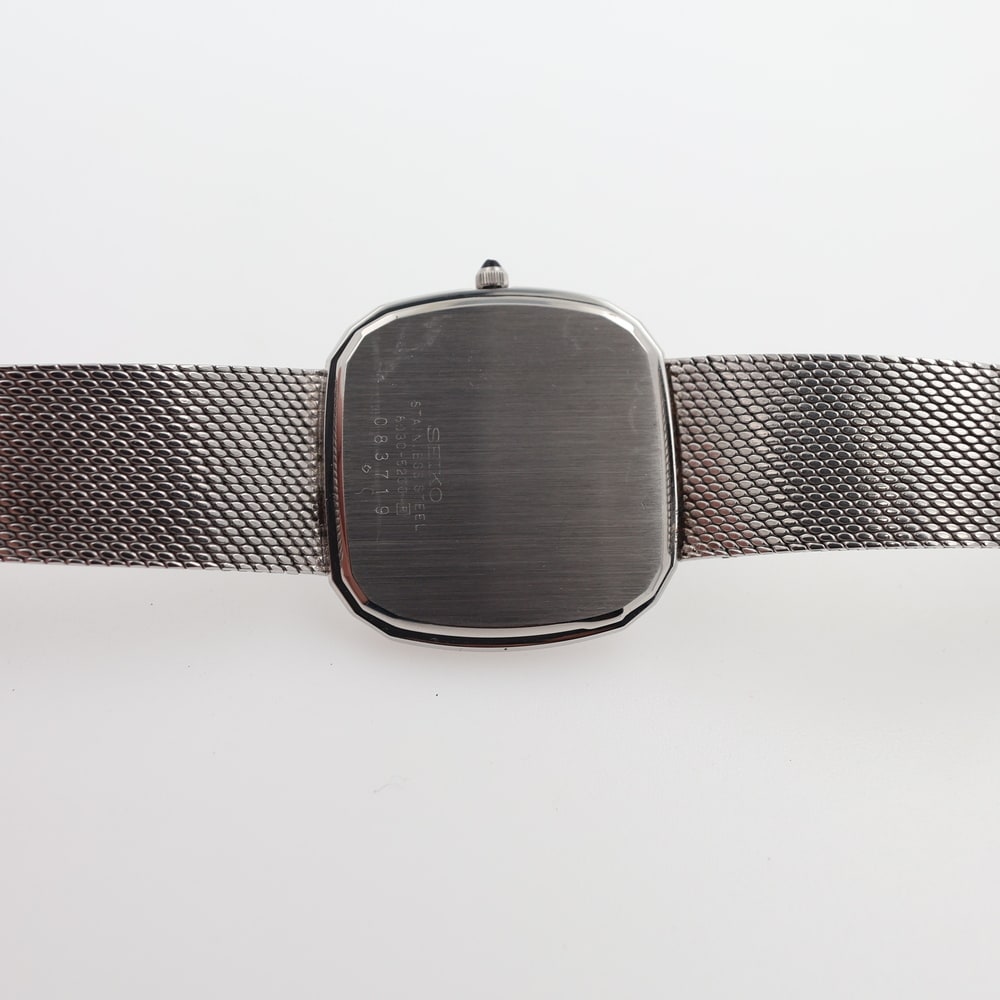 Seiko  Dolce Quartz  view 4