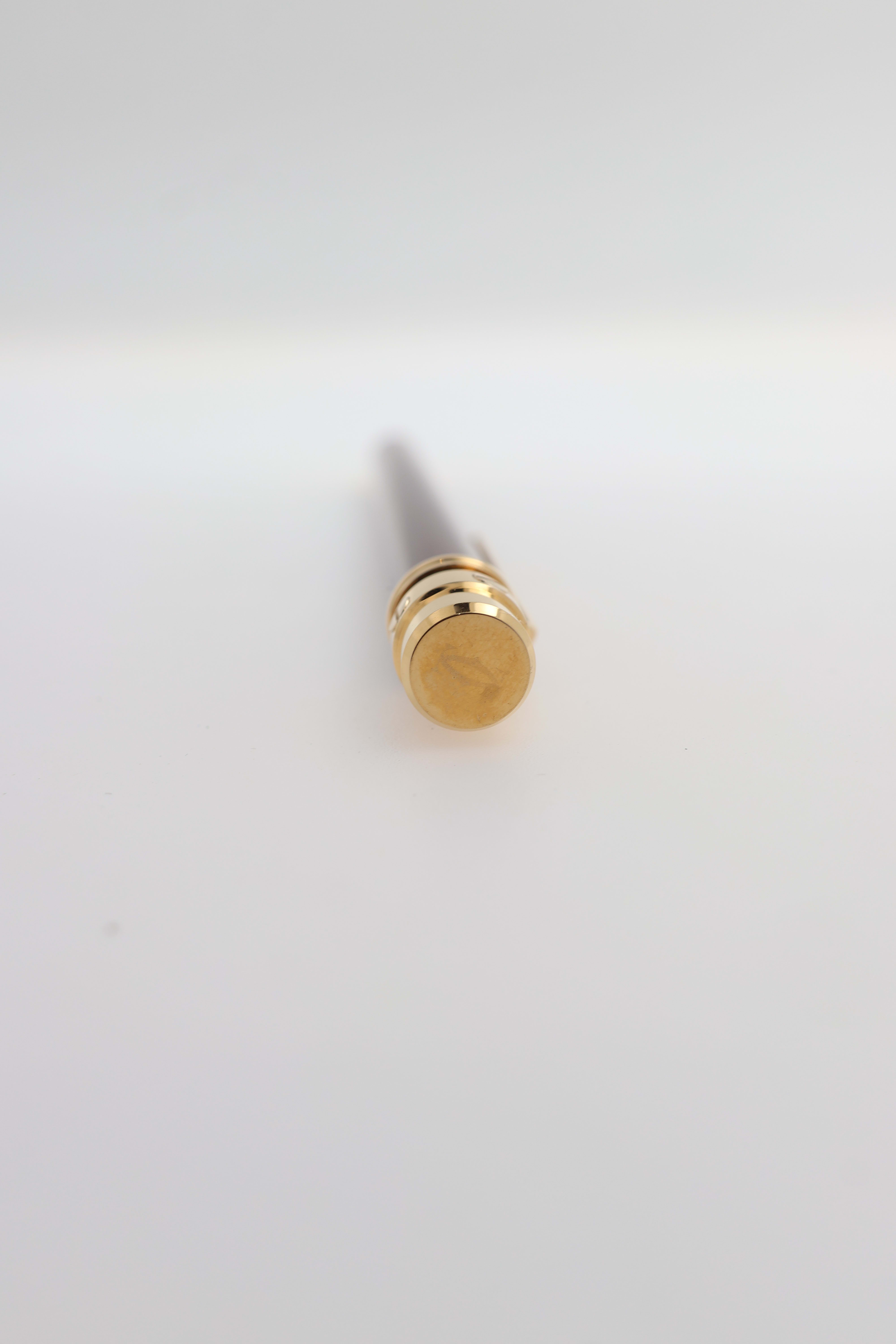  Cartier Must de Cartier Bordeaux Lacquer Ballpoint Pen view 6