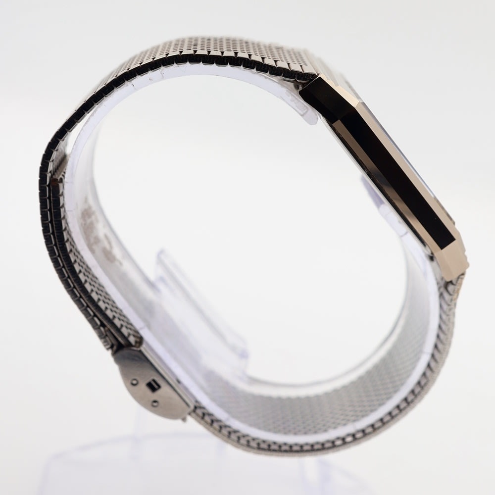 Seiko Dolce Rectangular watch view 3