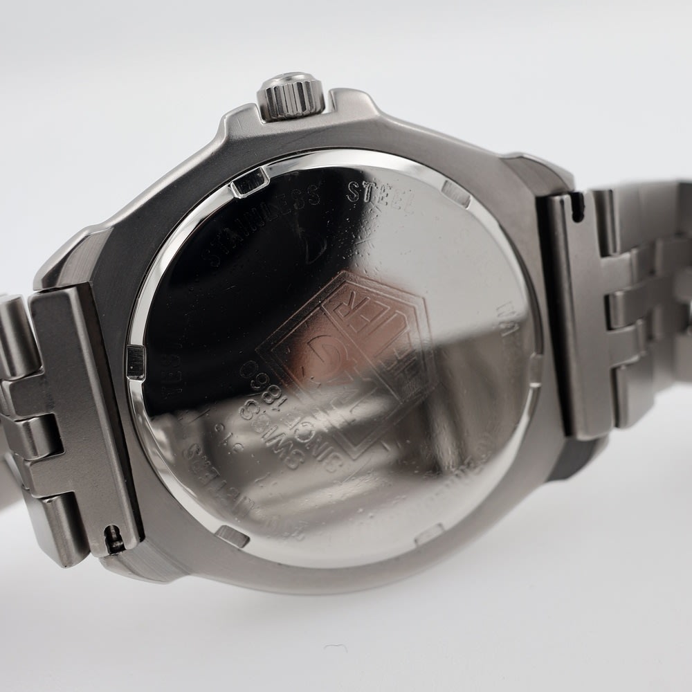 TAG Heuer  Formula 1 watch view 4