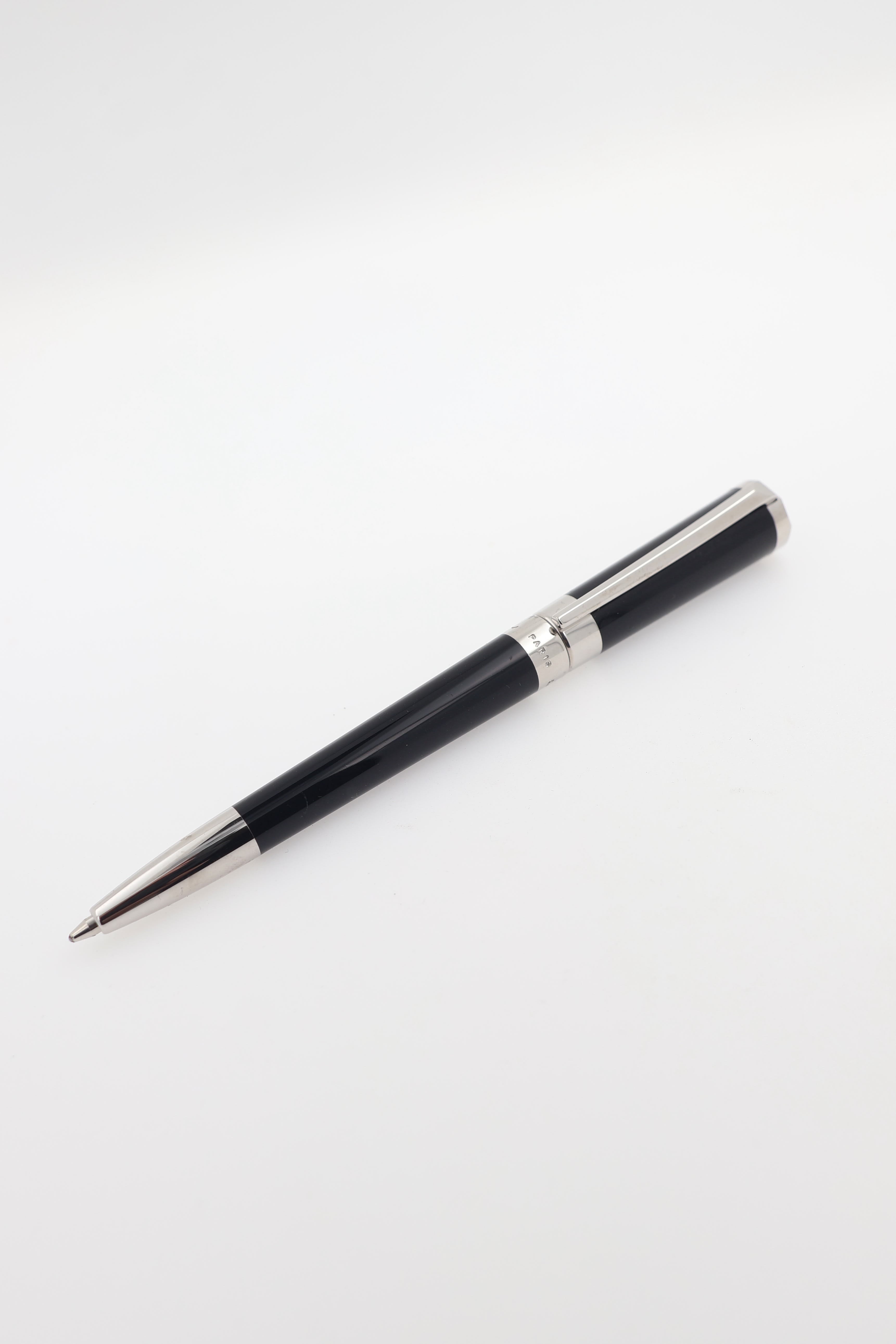 ST Dupont Liberté Ballpoint Pen Black Lacquer & Palladium view 7