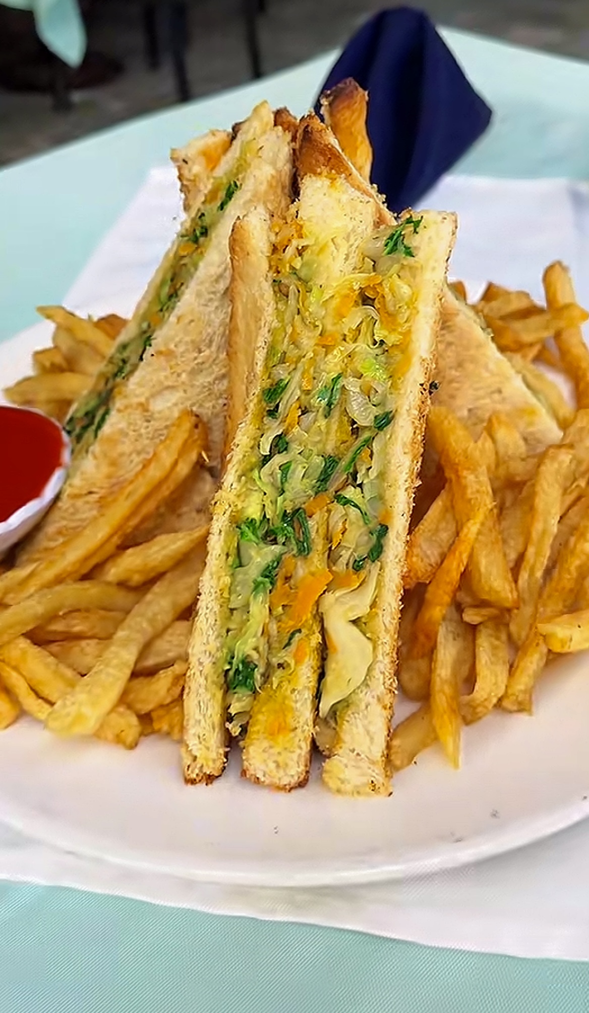 Healthy Vegetable Club Sandwich
