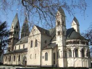 Basilika Sankt Kastor - R