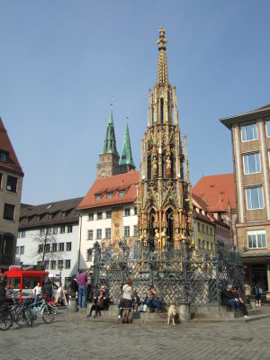 Schöner Brunnen - R