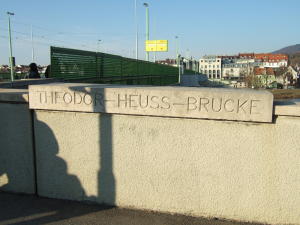 Theodor-Heuss Brücke