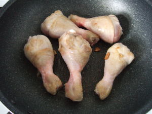 炒めた鶏肉
