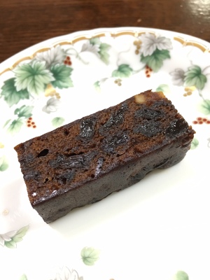 ダークフルーツケーキ