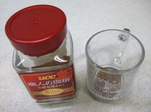 コーヒーはインスタント