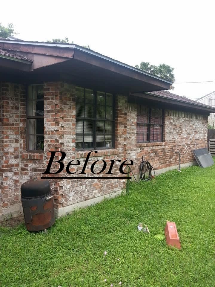 Solar screen installation