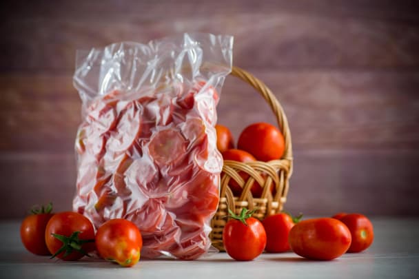 Tomaten in gevroren en vers