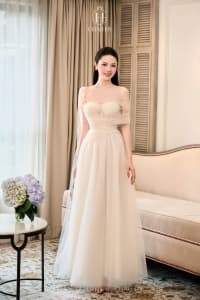 Châu Hy Váy Ren Verlis Kem ren dáng dài đi tiệc tại Đà Nẵng size L