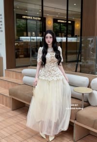 Set áo ren đính nơ chân váy lưới dáng dài thanh lịch đi tiệc tại Đà Nẵng size M
