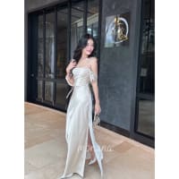 Váy lụa dự tiệc dáng dài trễ vai tay xếp ly cột dây thiết kế tôn dáng đi tiệc tại Đà Nẵng size M