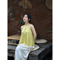 Set yếm xanh mix chân váy trắng đi tiệc tại Đà Nẵng size M