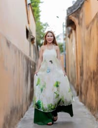Yếm tơ organa cô gái xanh hở lưng đi tiệc tại Đà Nẵng size M