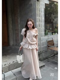 SÉT ÁO LỆCH VAI ĐÍNH HOA CHUN EO KÈM CHÂN VÁY XUÔNG DÀI đi tiệc tại Đà Nẵng size M