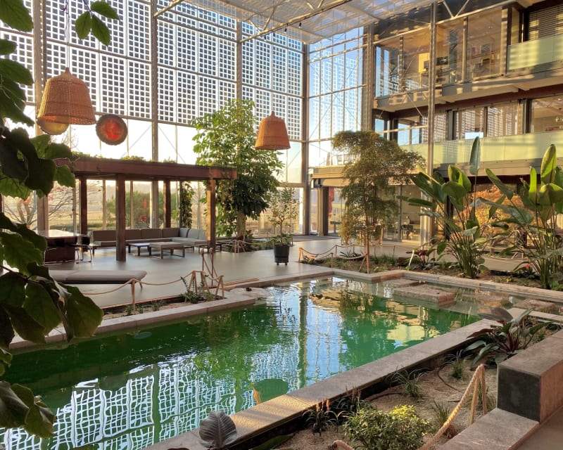 Innergarden Atrium – offene Arbeitsfläche mit Tageslicht