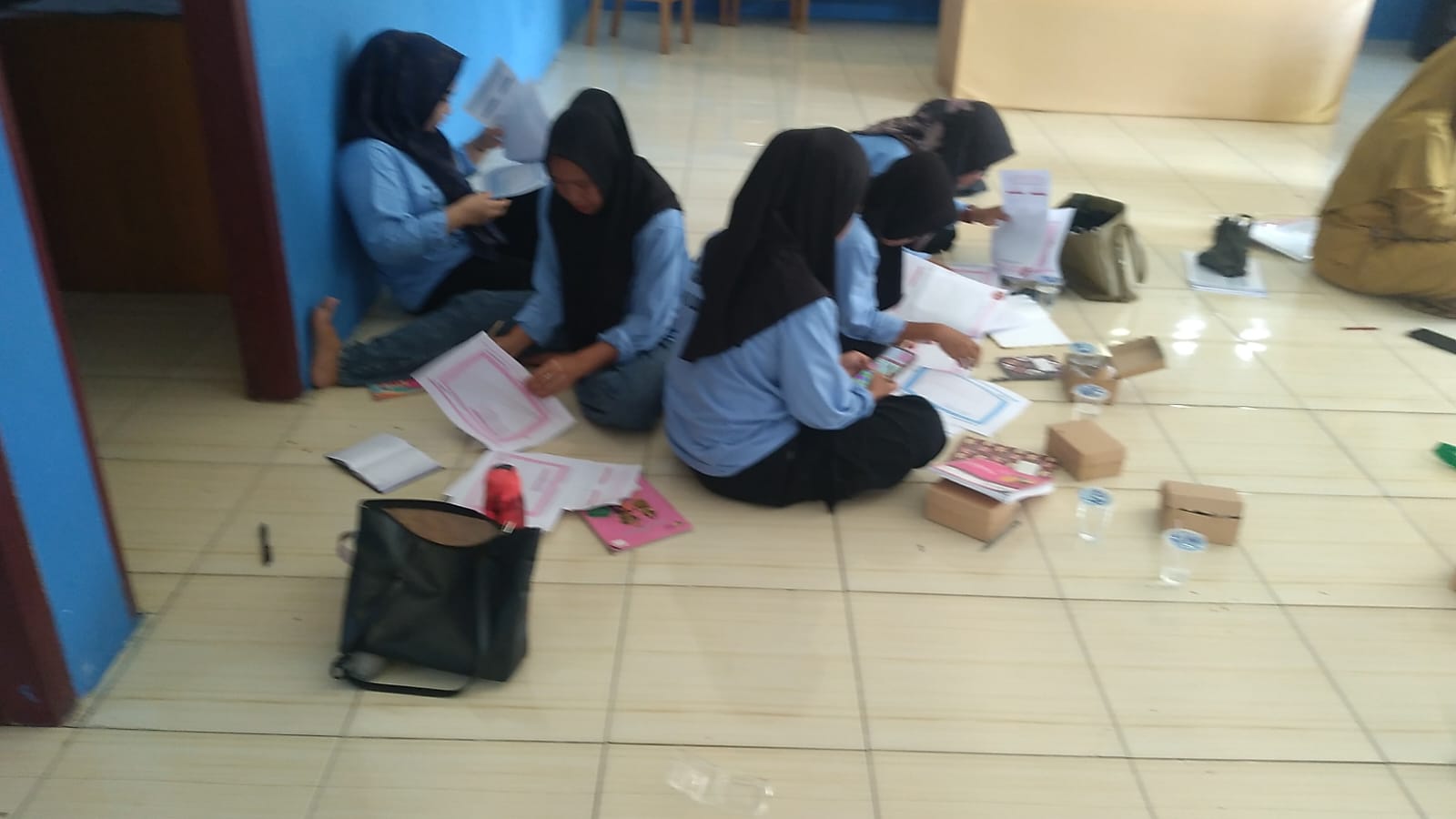 Kegiatan penimbangan balita di Posyandu