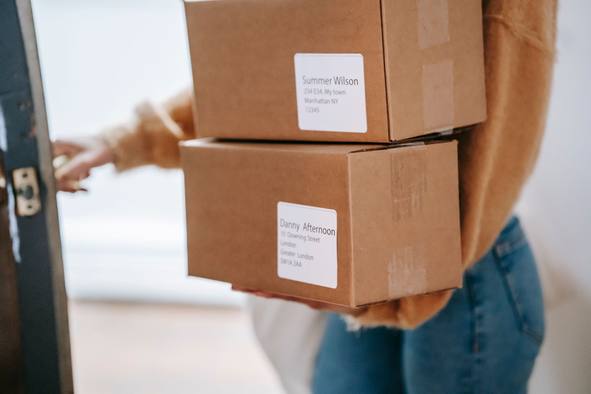 Parcels from Turkey to Europe: A Cheaper DHL/UPS/FedEx Alternative