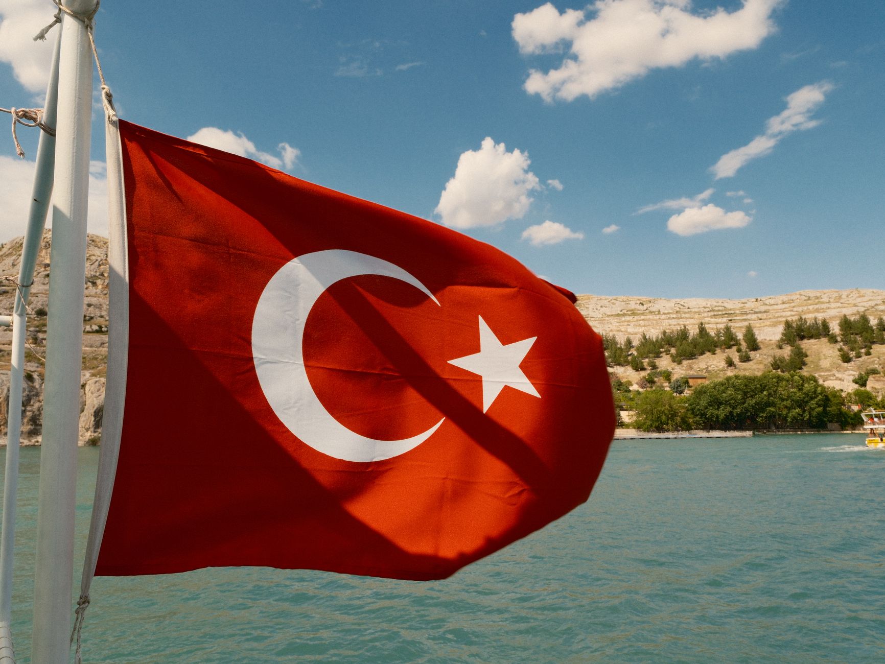 Paketversand von der Türkei nach Europa: Eine günstigere Alternative zu DHL, UPS und FedEx mit Turke