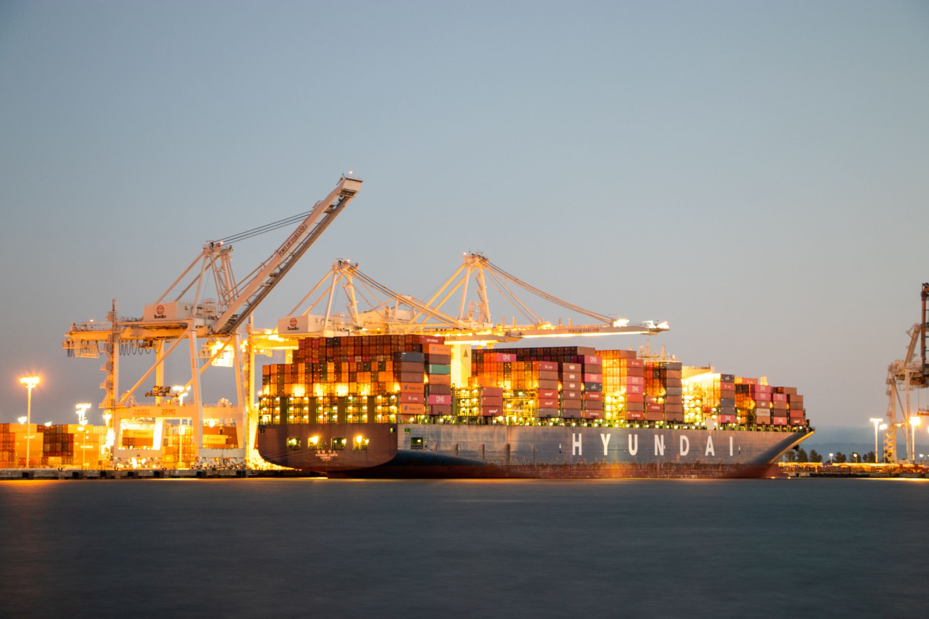 Optimizing Global Logistics: A Strategic Guide for E-commerce Sellers and Exporters