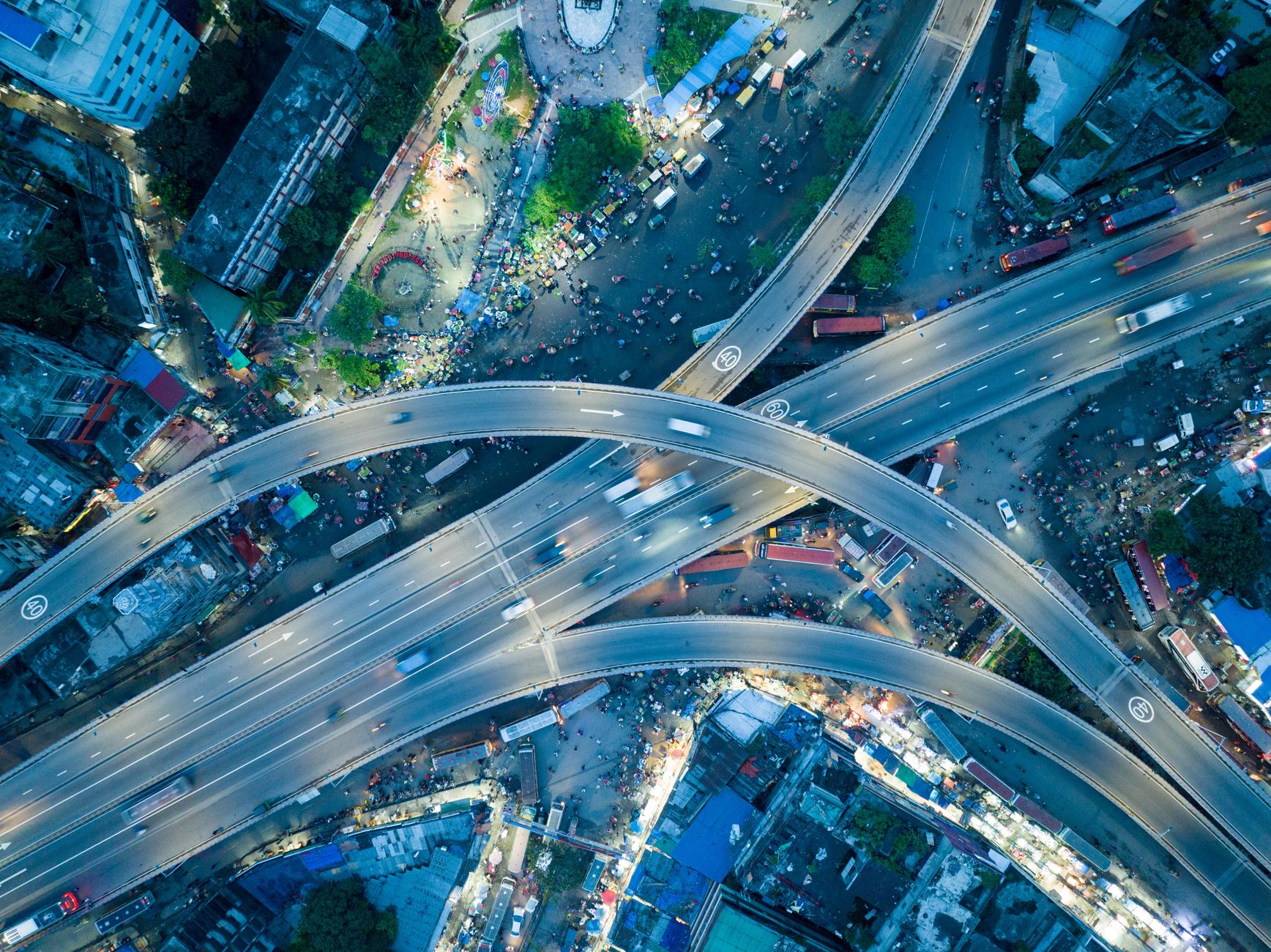 Scaling Cross-Border E-commerce: How Multilingual AI Automation Drives Global Sales