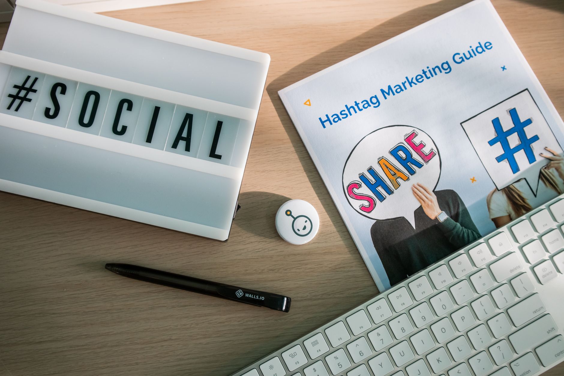 دليل أتمتة التسويق للمصدرين والوكالات: كيف تدير ظهورك العالمي بـ 4 لغات دون استنزاف وقتك؟
