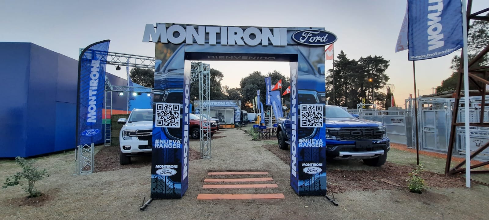 Stand Outdoor Montironi — Vista 2