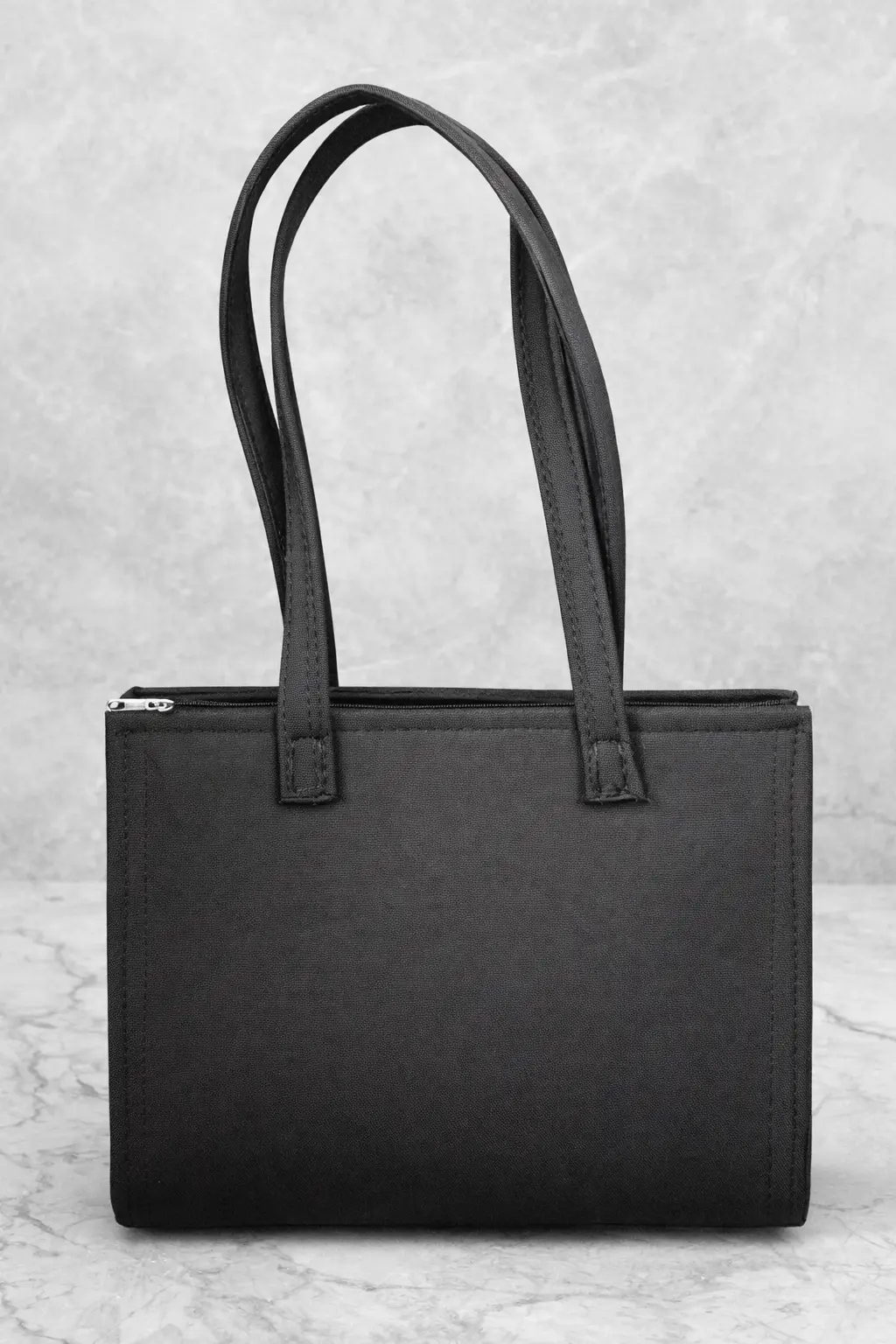 Premium Black Handbag – Minimalist Everyday Tote