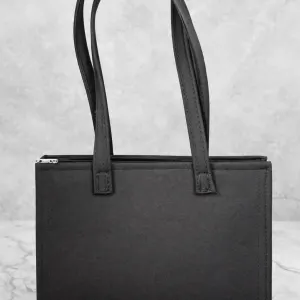 Premium Black Handbag – Minimalist Everyday Tote