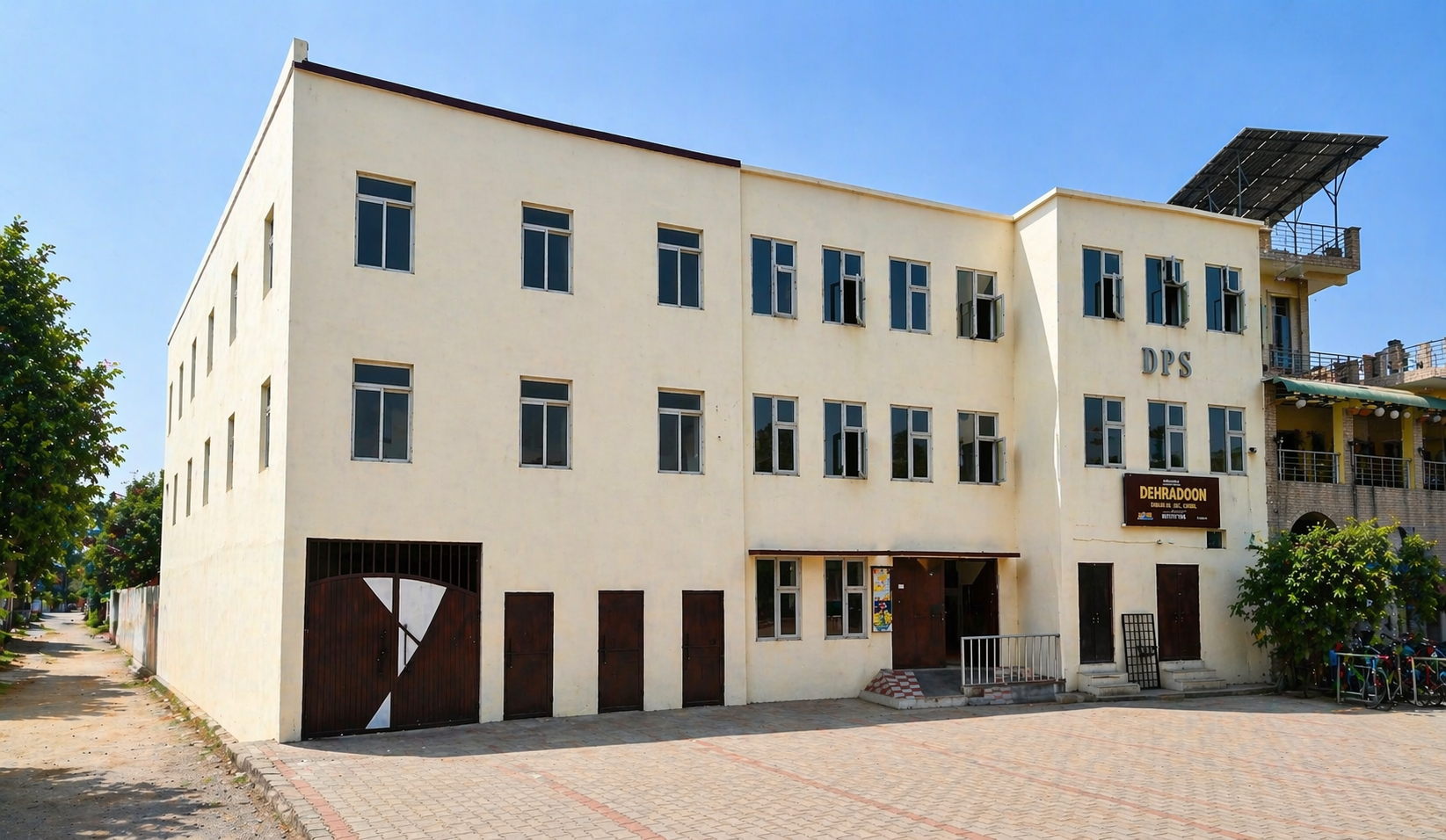 Dehradoon Public School Building, Kanpur