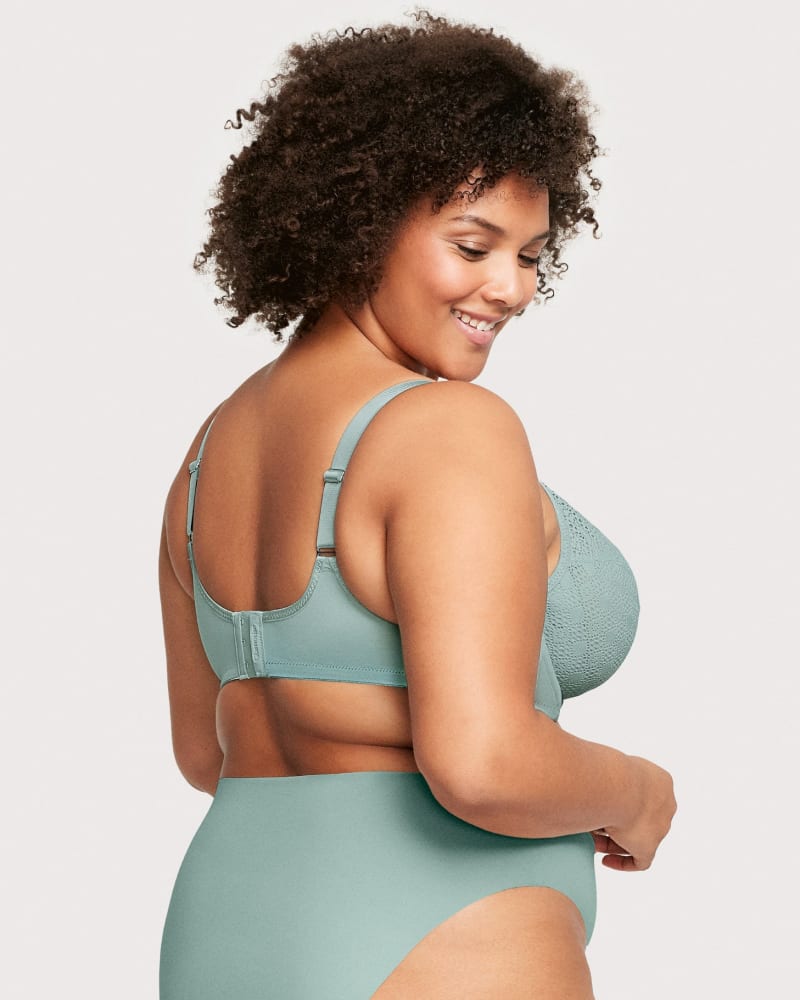 Wonderbra, Intimates & Sleepwear, Wonderbra Plus Full Figured Wireless Bra