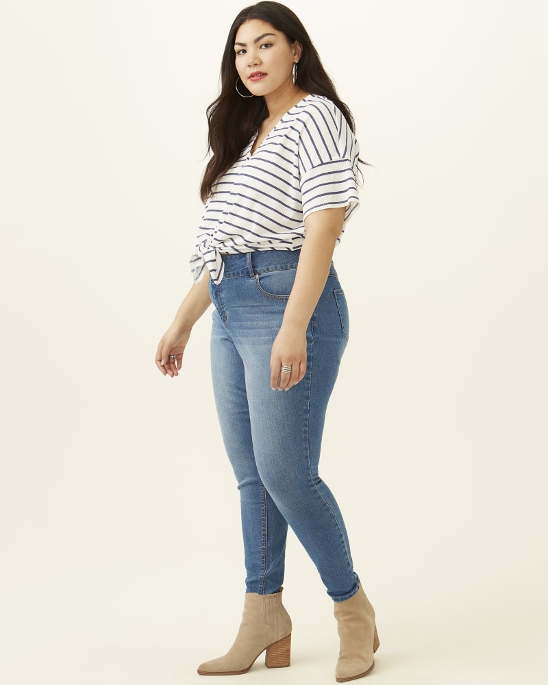 Plus Size Gracelyn Ankle Skinny Jean